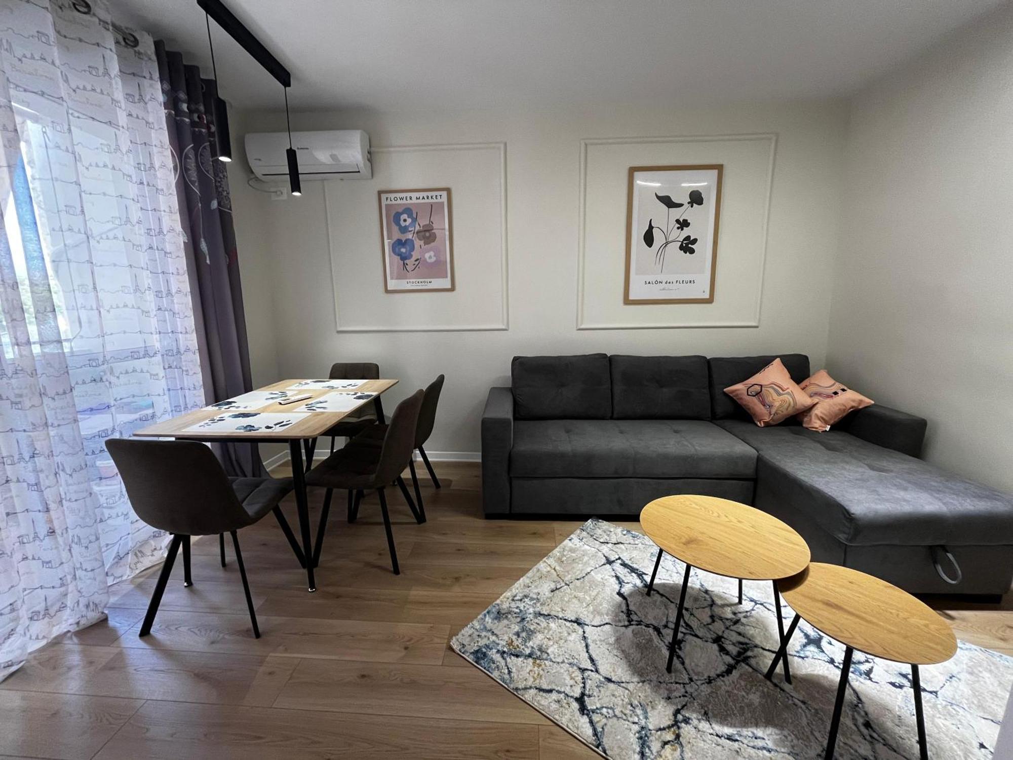 Charming Comfort Apartment Tiranë Luaran gambar