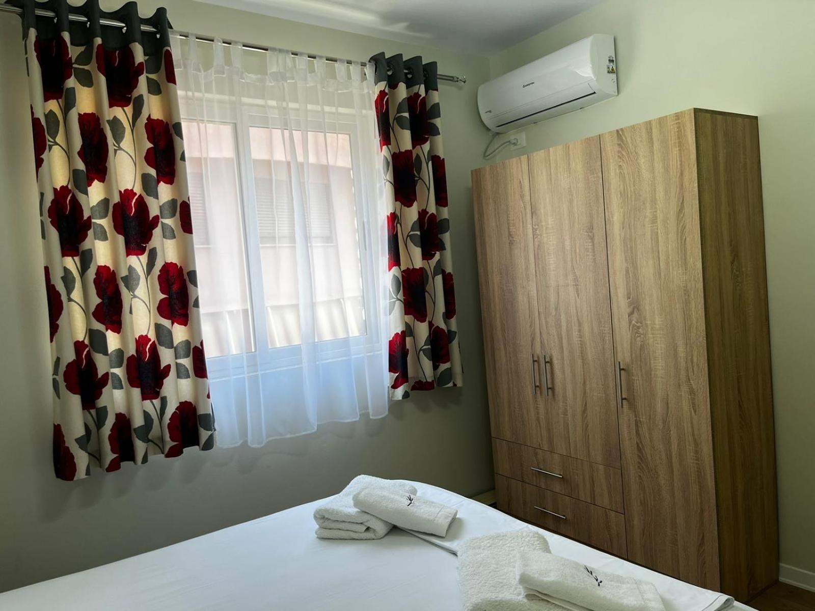 Charming Comfort Apartment Tiranë Luaran gambar